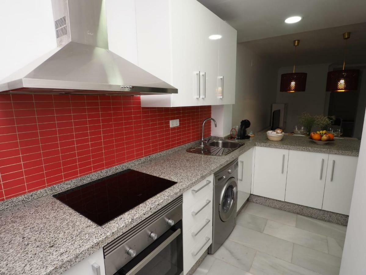 Calle Abejar,plaza Apartment